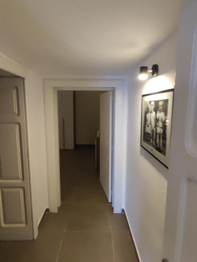 Armhouse Apartment ออสตูนี ภายนอก รูปภาพ